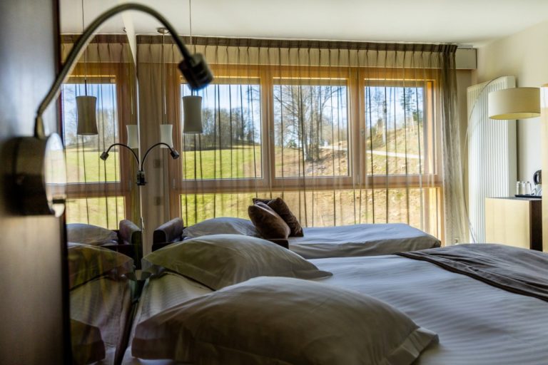 Etang-du-moulin-bonnetage-Chambre supérieure 3 personnes