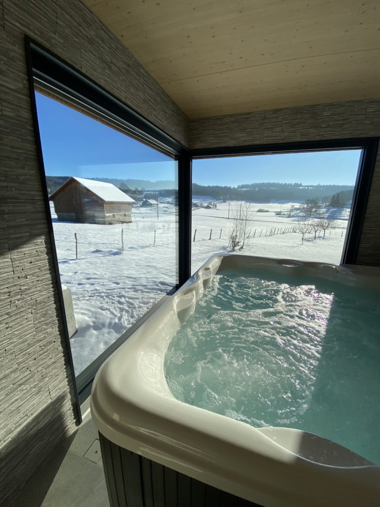 Gîte les combes-Jacuzzi®