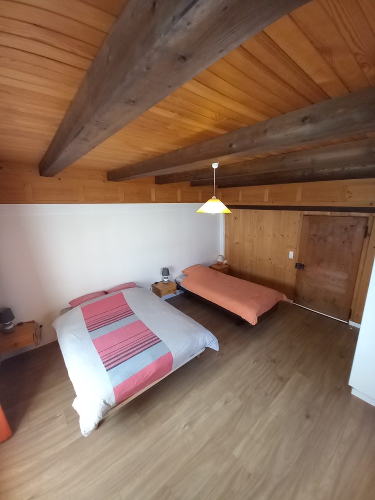 Gite-la-petite-cote-Villers-le-lac-chambre3