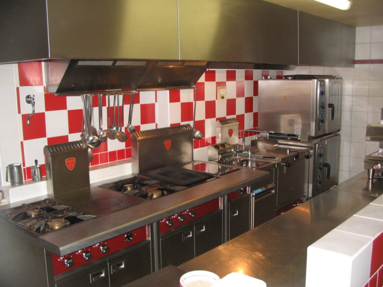CUISINE RESTAURANT