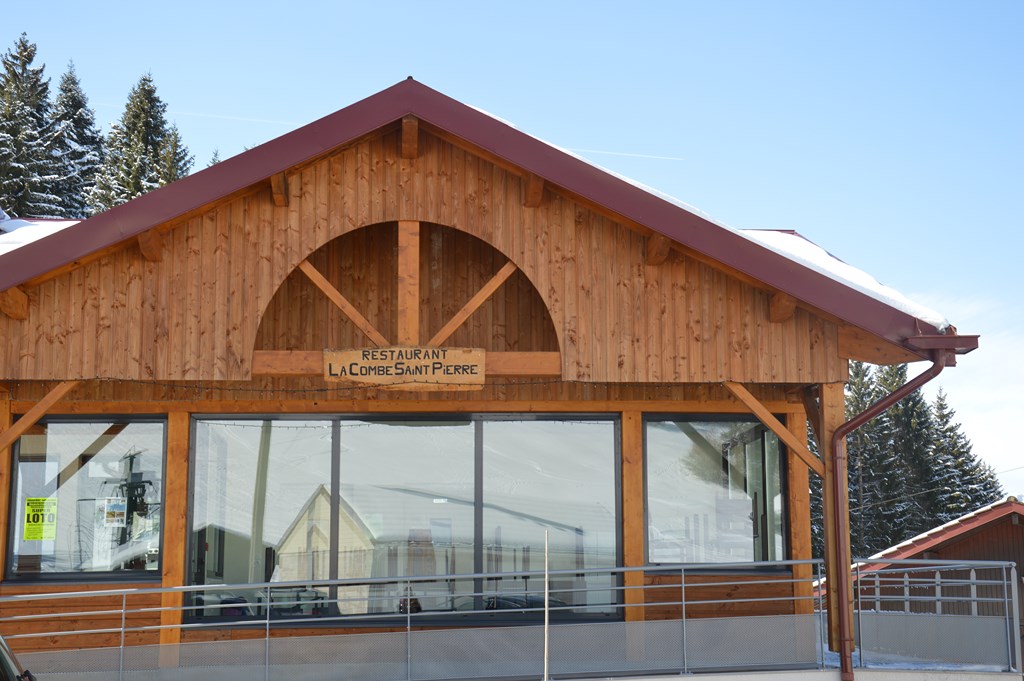 restaurant-combe-st-Pierre-2.jpg