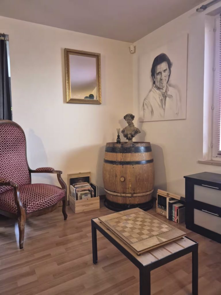 Gite_le_Saint-Hippolyte_salon3©AlexandreGuigon