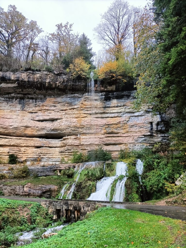 cascade-du-val-2-scaled.jpg